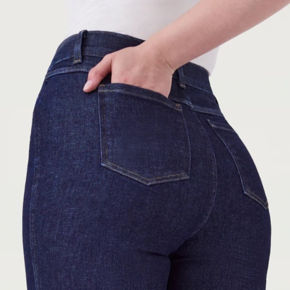SPANX Cuffed Straight Leg Denim Dark Wash Jeans in Raw Indigo Petite Extra Small - Picture 6 of 7